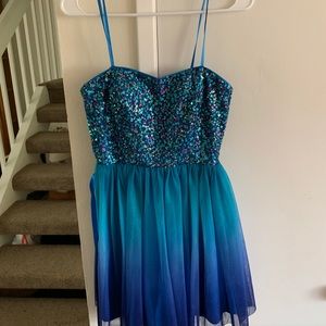 ADORABLE short formal/hoco dress!